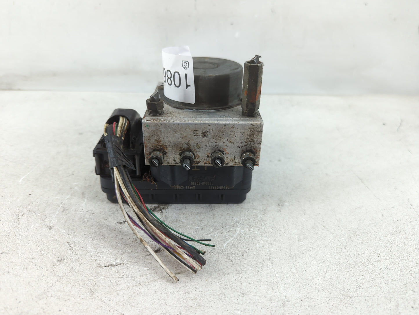 2012 Toyota Yaris ABS Pump Control Module Replacement P/N:89541-52B81 44540-52261 Fits OEM Used Auto Parts - Oemusedautopart