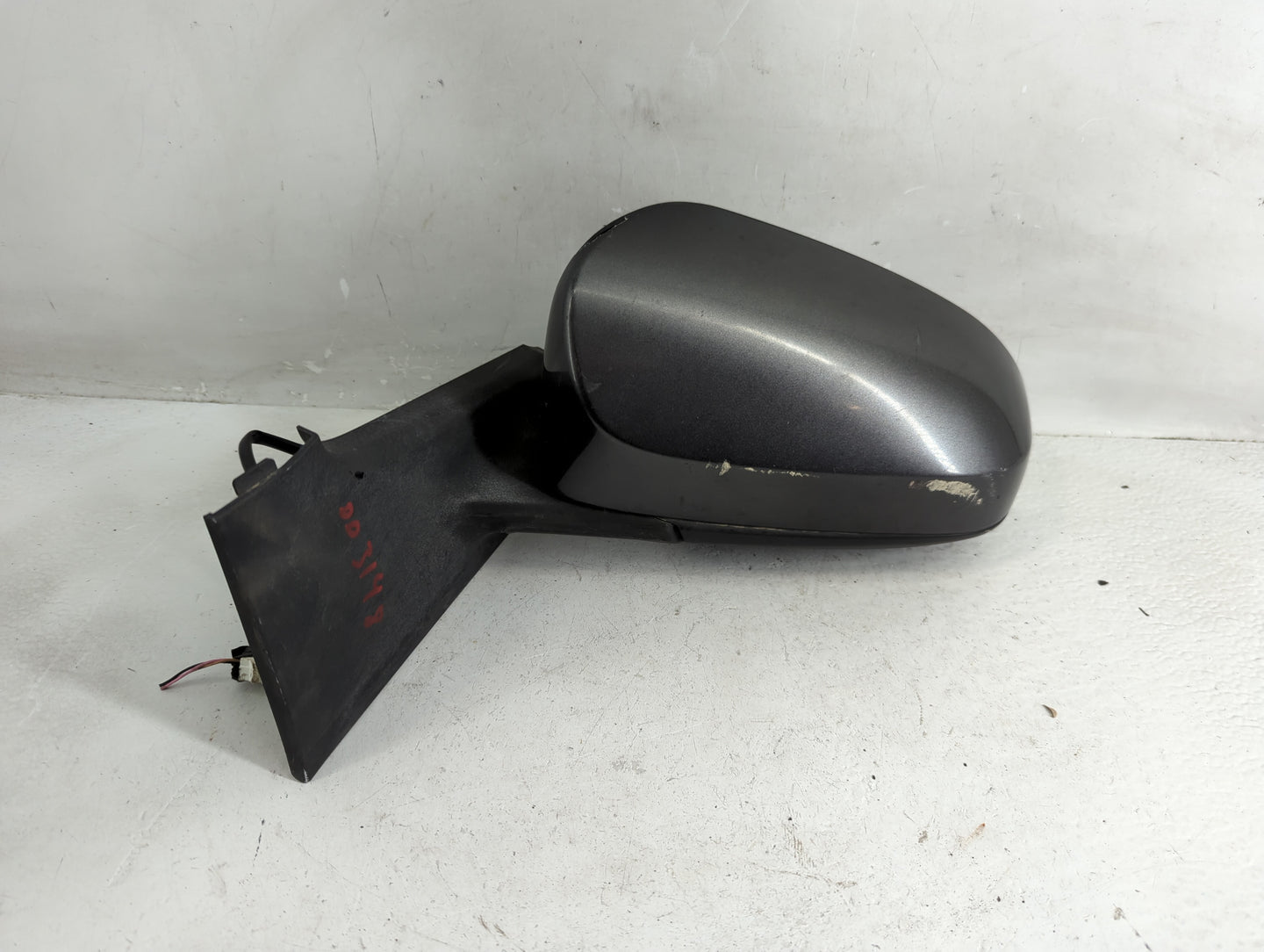 2007-2012 Toyota Yaris Driver Side View Mirror - Left Door Mirror OEM Used - Oemusedautoparts1.com
