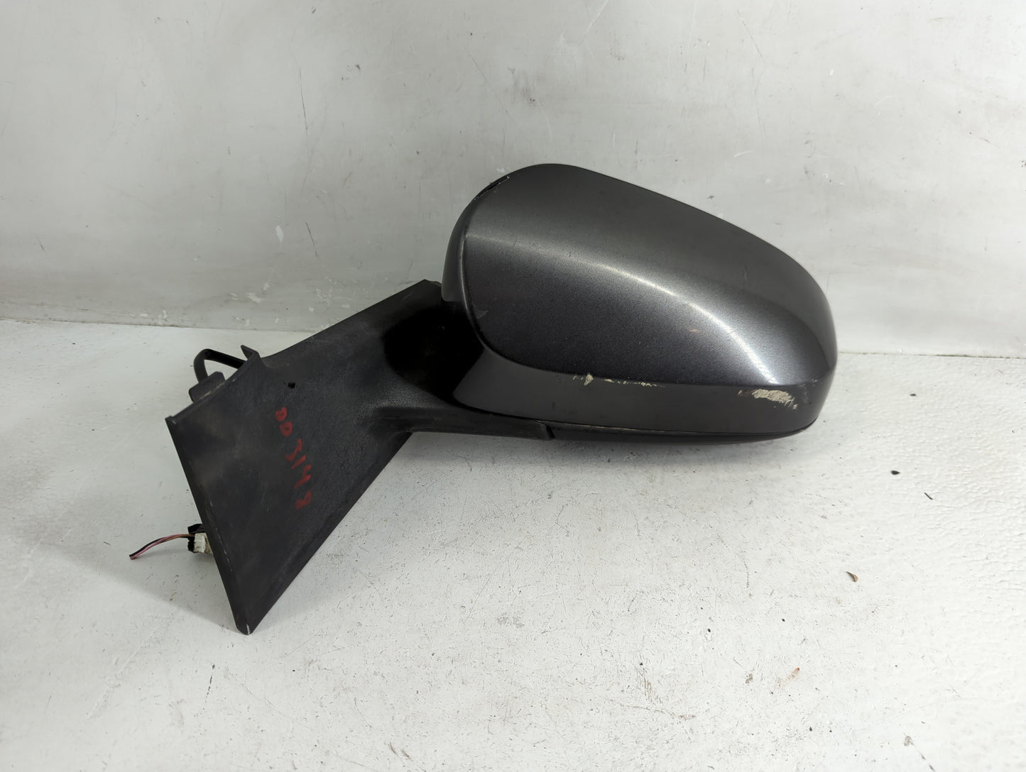 2007-2012 Toyota Yaris Driver Side View Mirror - Left Door Mirror OEM Used - Oemusedautoparts1.com