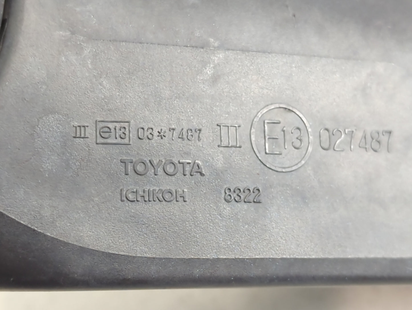 2007-2012 Toyota Yaris Driver Side View Mirror - Left Door Mirror OEM Used - Oemusedautoparts1.com