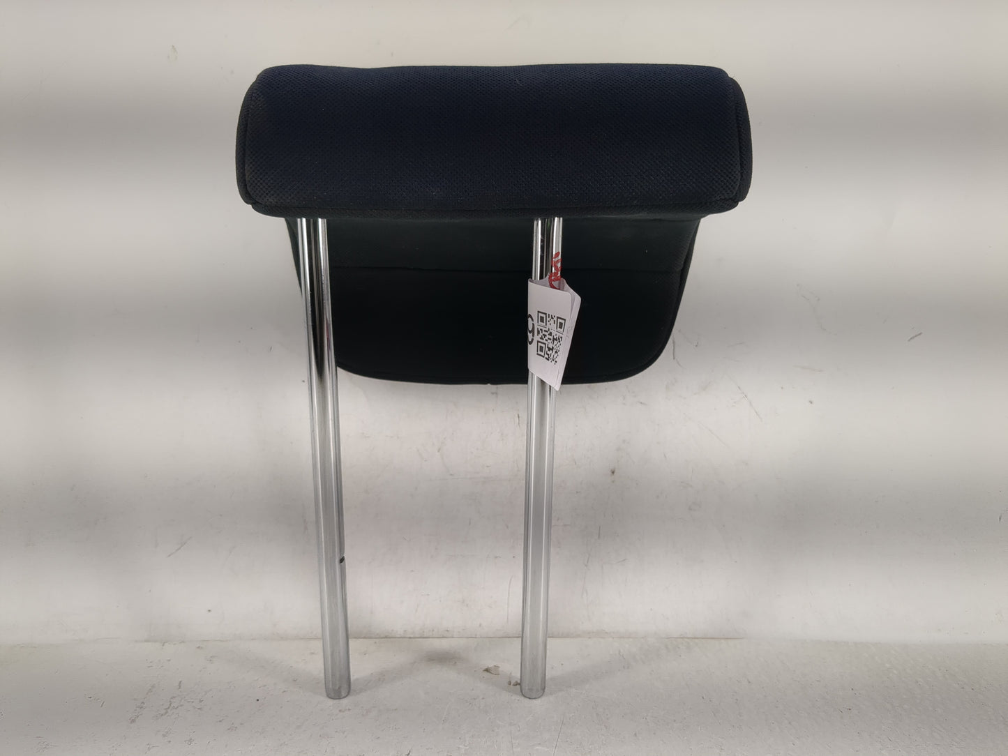 2012 Toyota Yaris Headrest Head Rest Rear Center Seat Fits OEM Used Auto Parts - Oemusedautoparts1.com