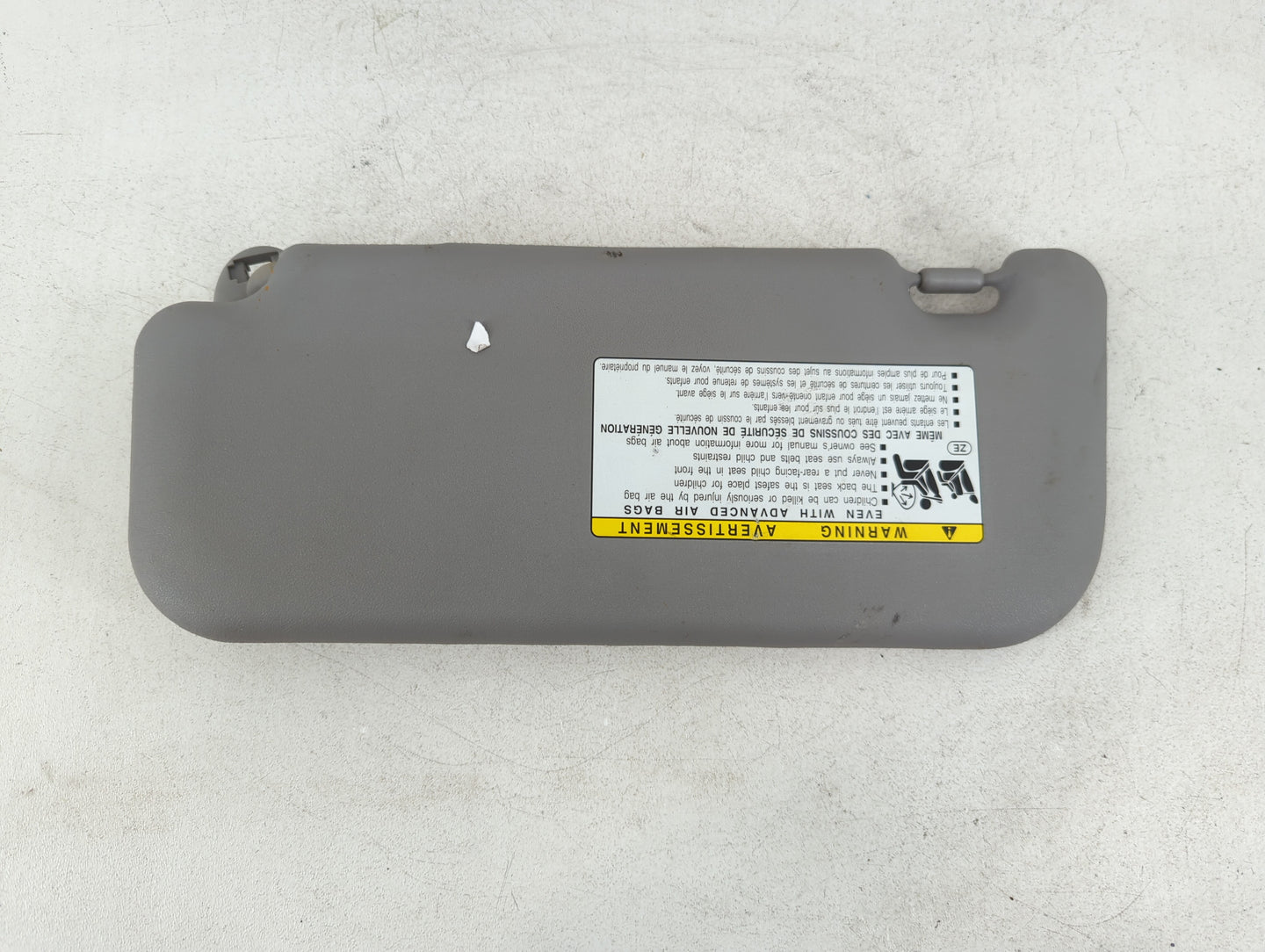 2012 Toyota Yaris Sun Visor Shade Replacement Passenger Right Mirror Fits OEM Used Auto Parts - Oemusedautoparts1.com