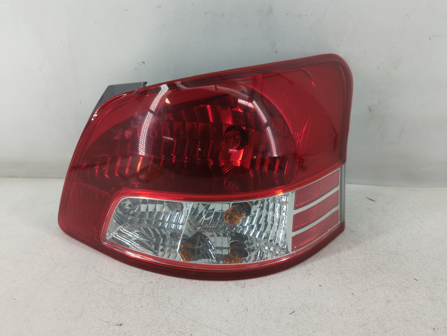 2007-2012 Toyota Yaris Tail Light Assembly Passenger Right OEM Fits Fits 2007 2008 2009 2010 2011 2012 OEM Used Auto Parts -