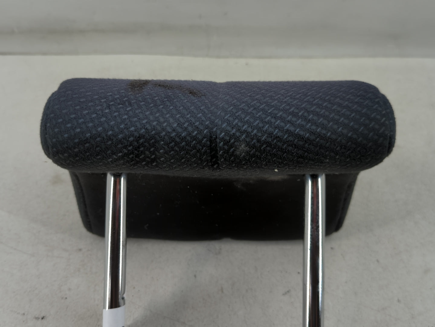 2011-2012 Toyota Yaris Headrest Head Rest Rear Center Seat Fits Fits 2011 2012 OEM Used Auto Parts - Oemusedautoparts1.com