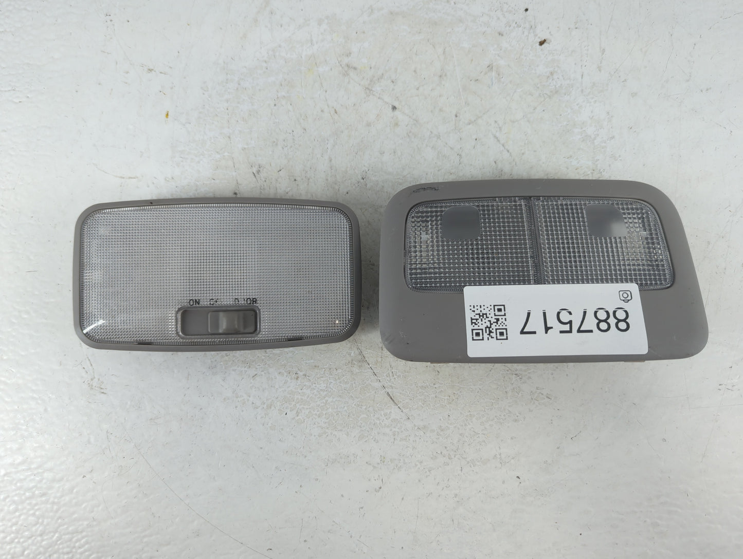 2012 Toyota Yaris Fuel Tank Door Lid Gas Tank - Oemusedautoparts1.com