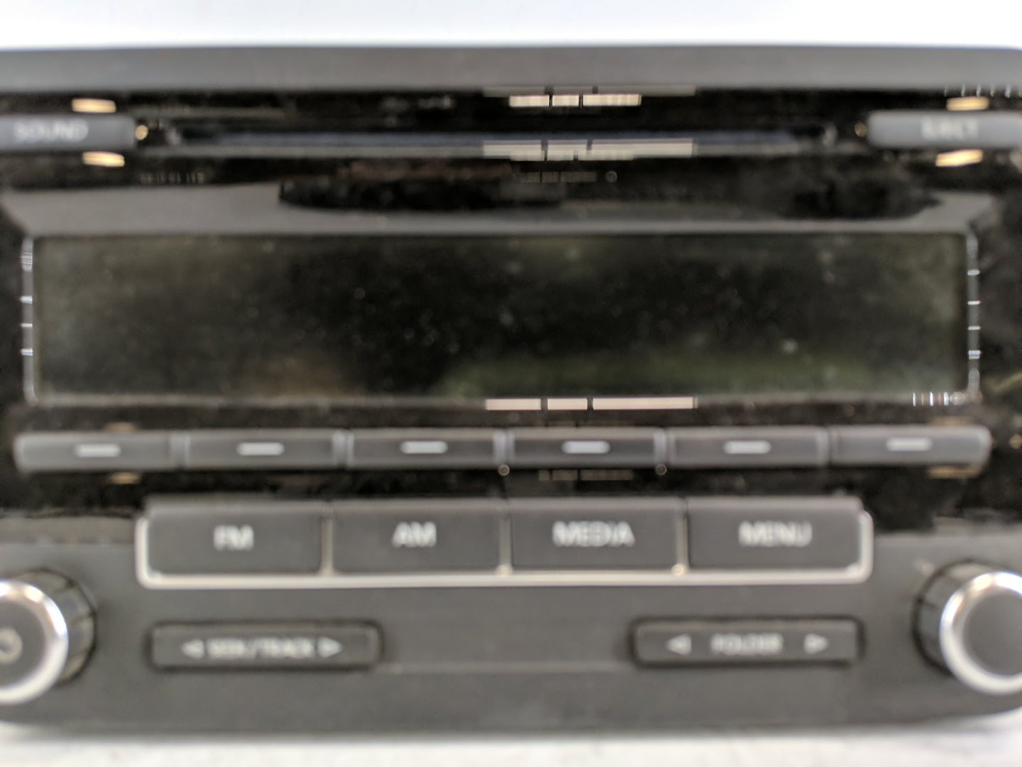 2012-2016 Volkswagen Beetle Radio AM FM Cd Player Receiver Replacement P/N:1K0 035 164 D Fits Fits 2011 2012 2013 2014 2015 
