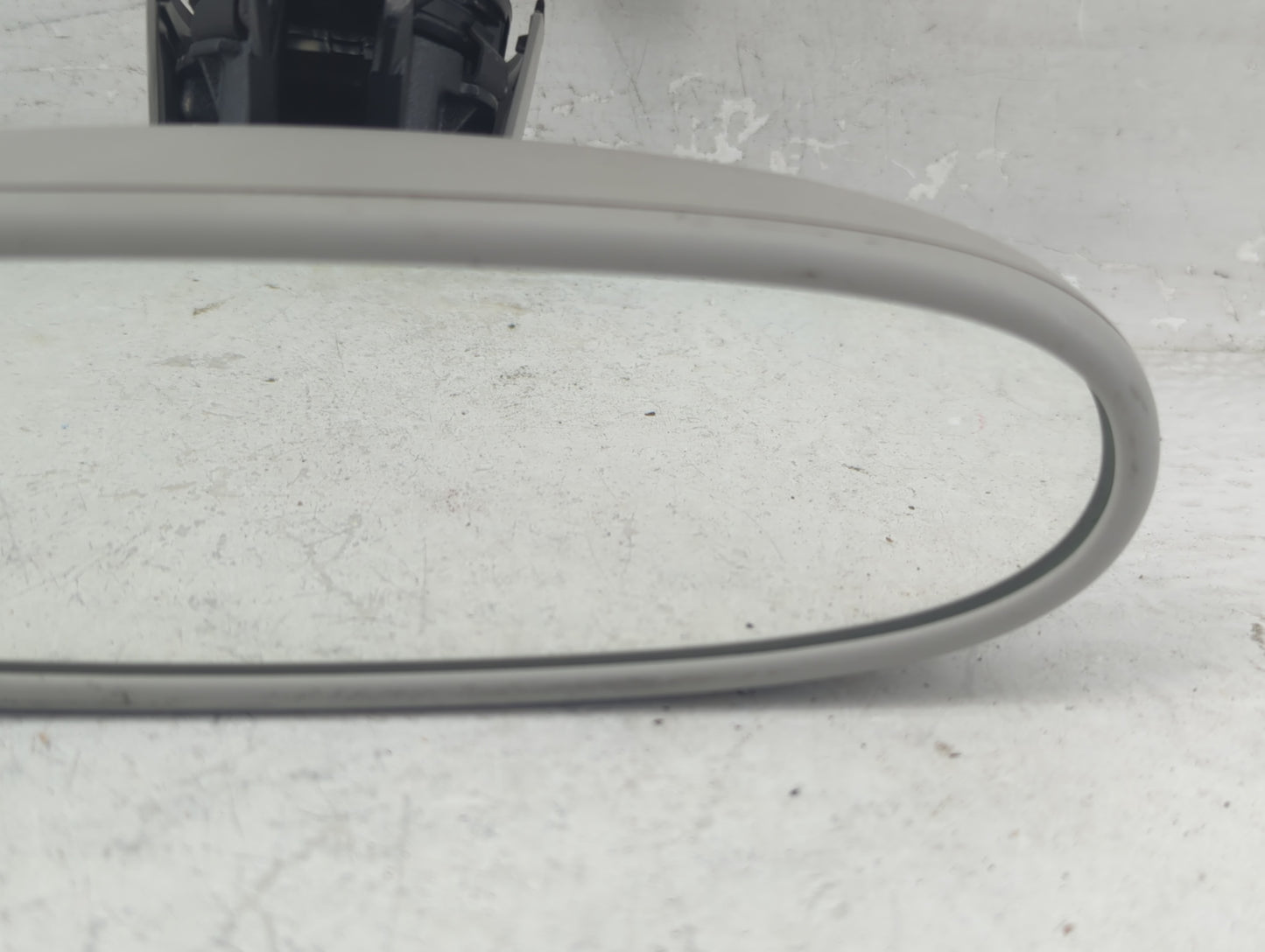 2012-2019 Volkswagen Beetle Interior Rear View Mirror Replacement OEM P/N:E1020995 Fits OEM Used Auto Parts - Oemusedautopar