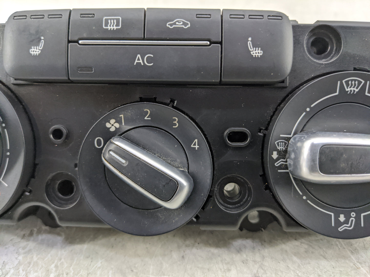 2012-2016 Volkswagen Beetle Climate Control Module Temperature AC/Heater Replacement Fits Fits 2012 2013 2014 2015 2016 OEM 