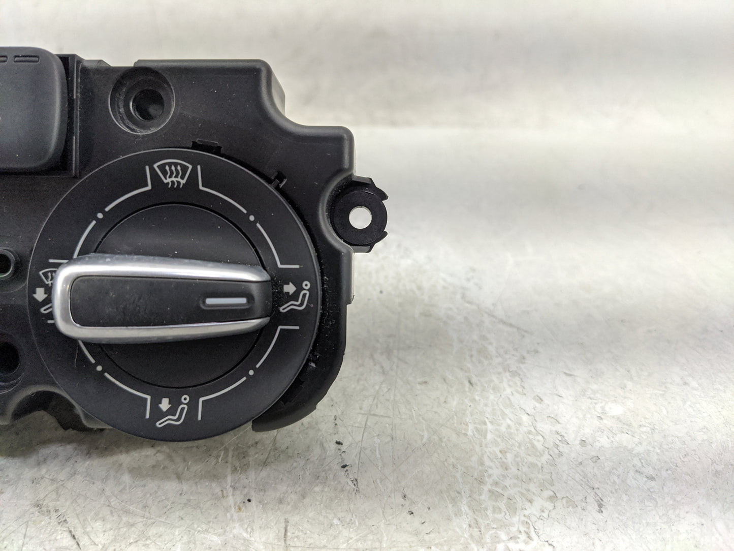 2012-2016 Volkswagen Beetle Climate Control Module Temperature AC/Heater Replacement Fits Fits 2012 2013 2014 2015 2016 OEM 