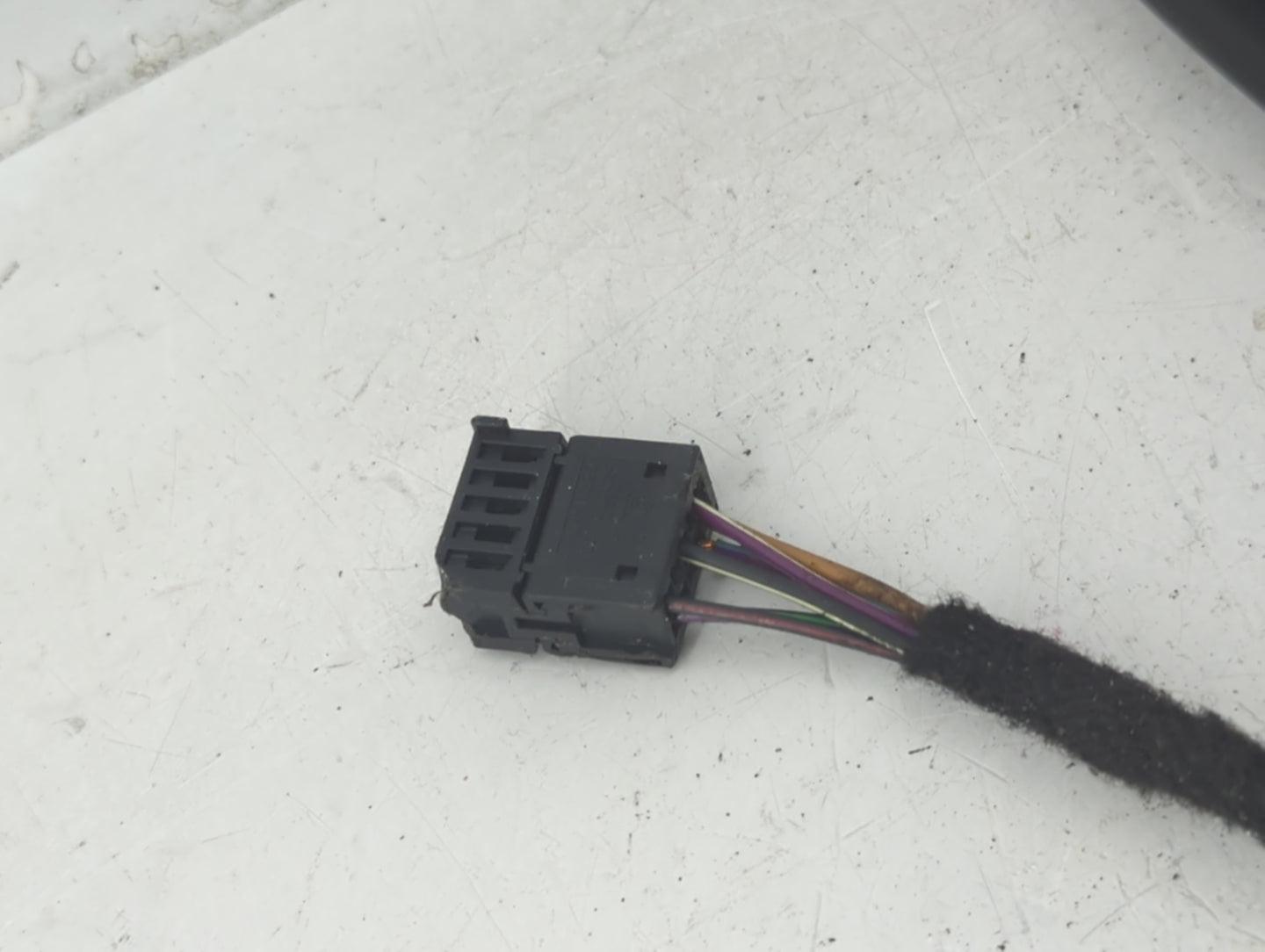 2012-2019 Volkswagen Beetle Driver Side View Mirror - Left Door Mirror OEM Used - Oemusedautoparts1.com