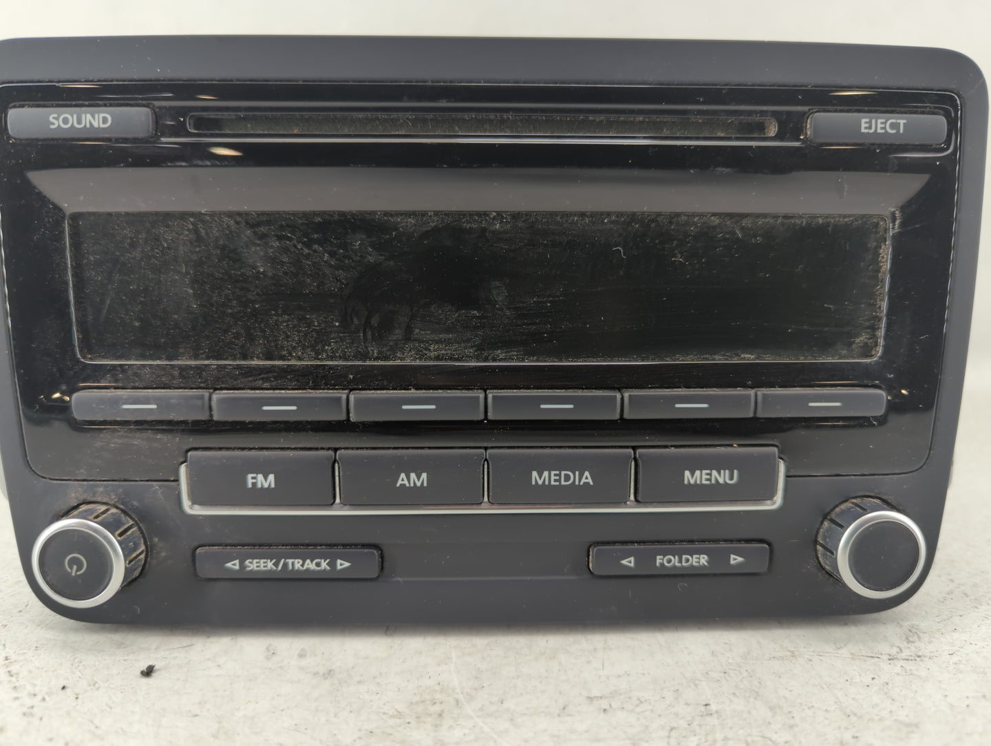 2012-2016 Volkswagen Beetle Am Fm Cd Player Radio Receiver - Oemusedautoparts1.com