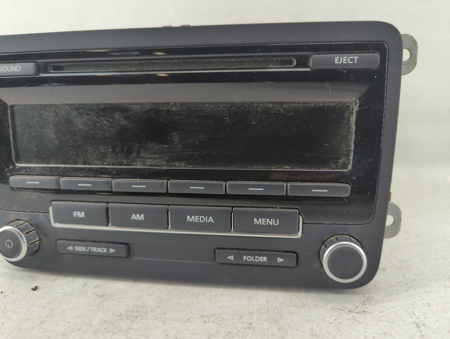 2012-2016 Volkswagen Beetle Am Fm Cd Player Radio Receiver - Oemusedautoparts1.com