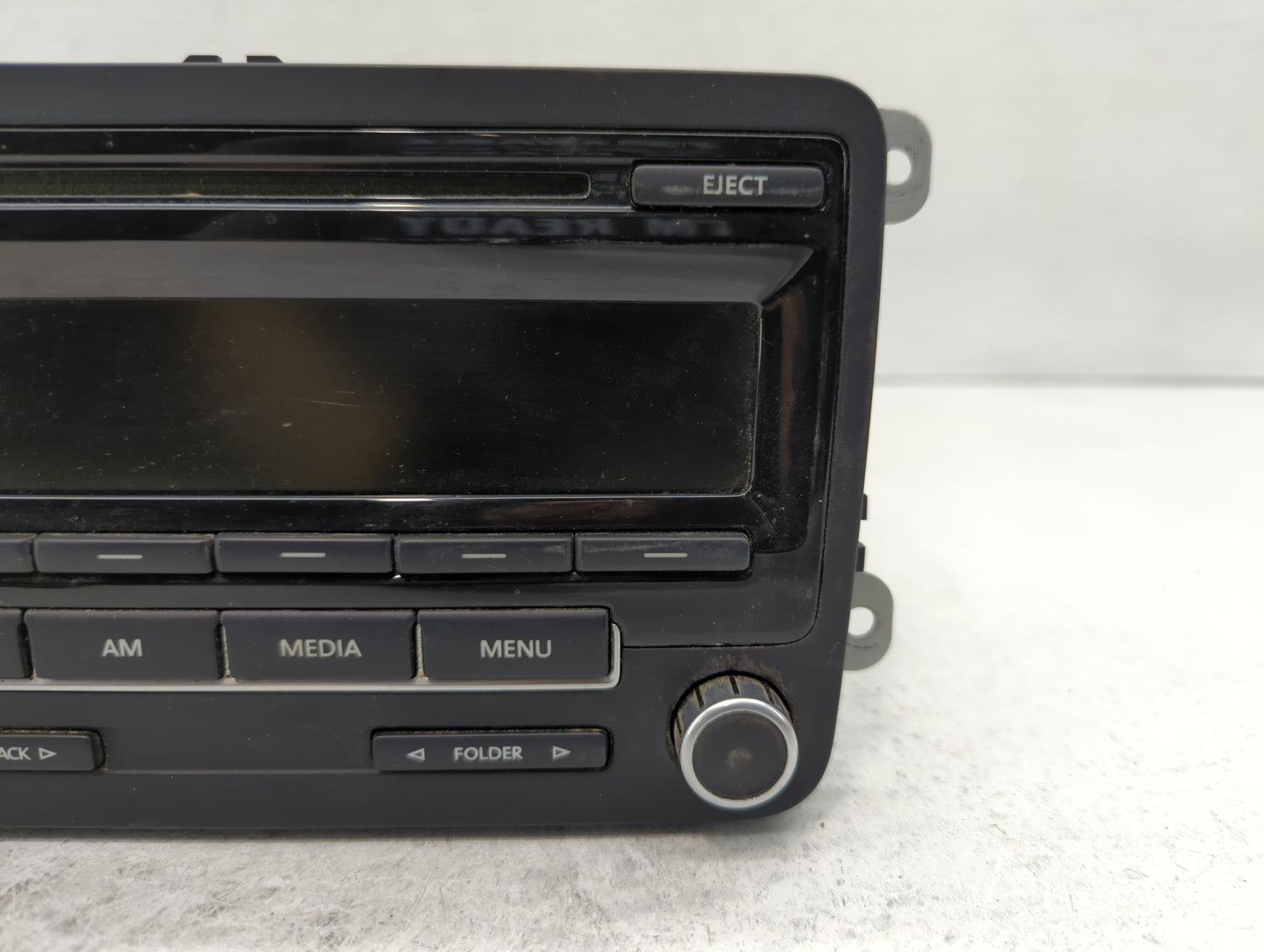2012-2016 Volkswagen Beetle Am Fm Cd Player Radio Receiver - Oemusedautoparts1.com