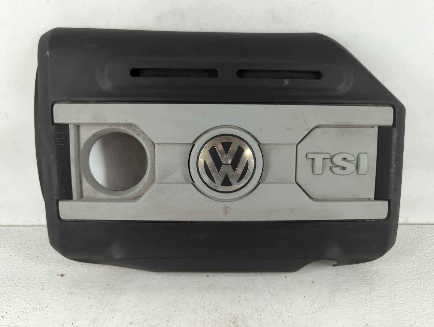 2012 Volkswagen Beetle Engine Cover - Oemusedautoparts1.com