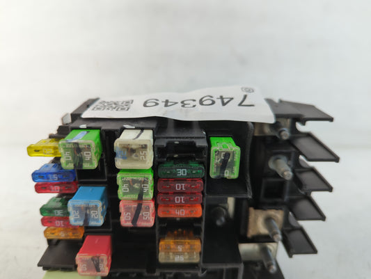 2012-2019 Volkswagen Beetle Fusebox Fuse Box Panel Relay Module P/N:0762012 5C0 937 819H Fits OEM Used Auto Parts