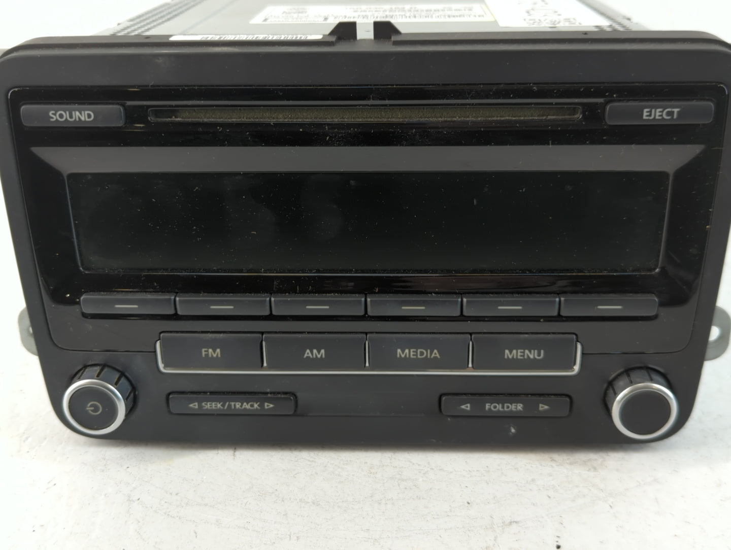 2012-2016 Volkswagen Beetle Am Fm Cd Player Radio Receiver - Oemusedautoparts1.com