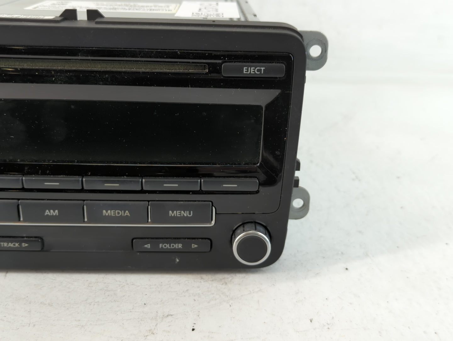 2012-2016 Volkswagen Beetle Am Fm Cd Player Radio Receiver - Oemusedautoparts1.com