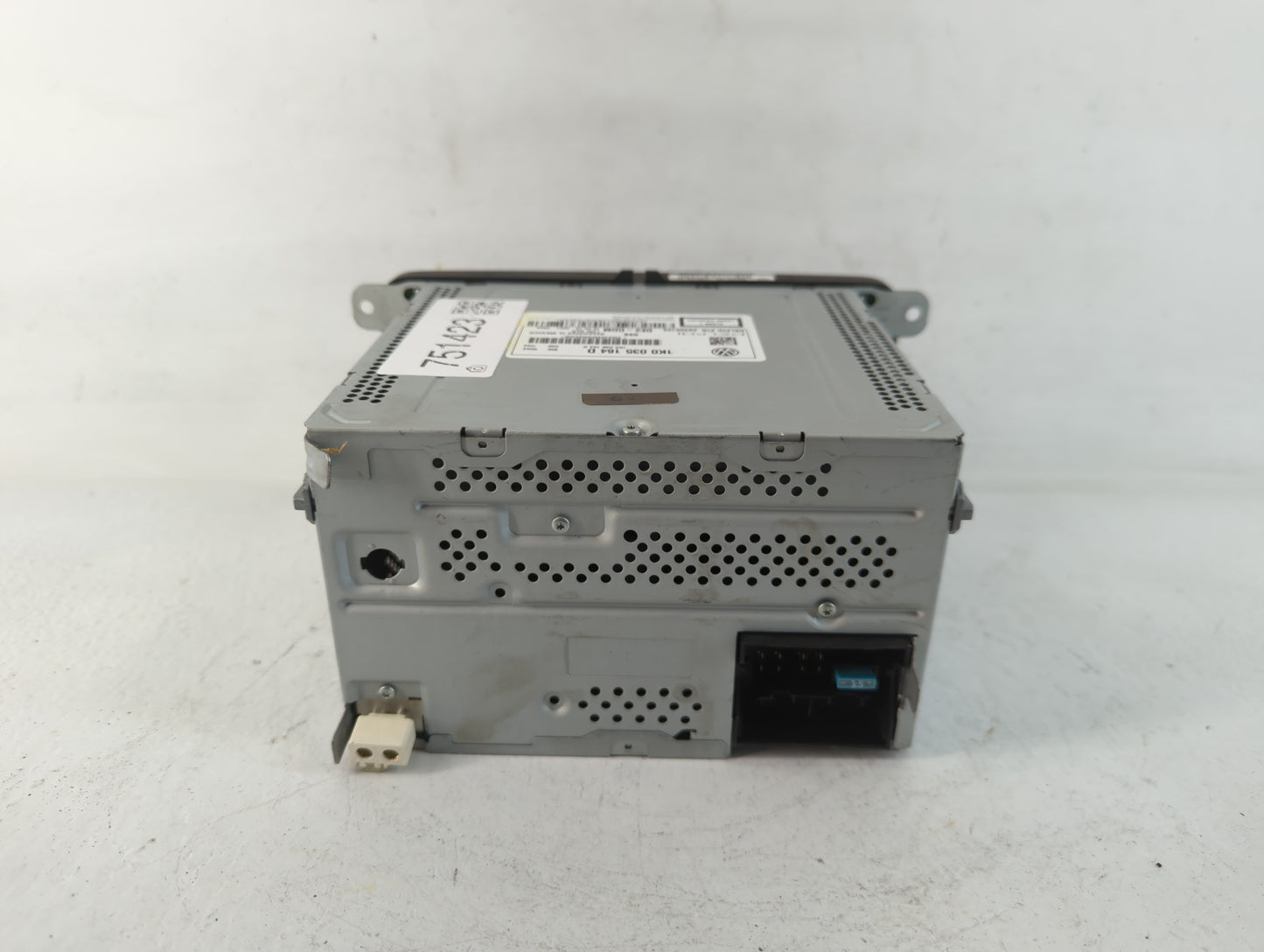 2012-2016 Volkswagen Beetle Am Fm Cd Player Radio Receiver - Oemusedautoparts1.com