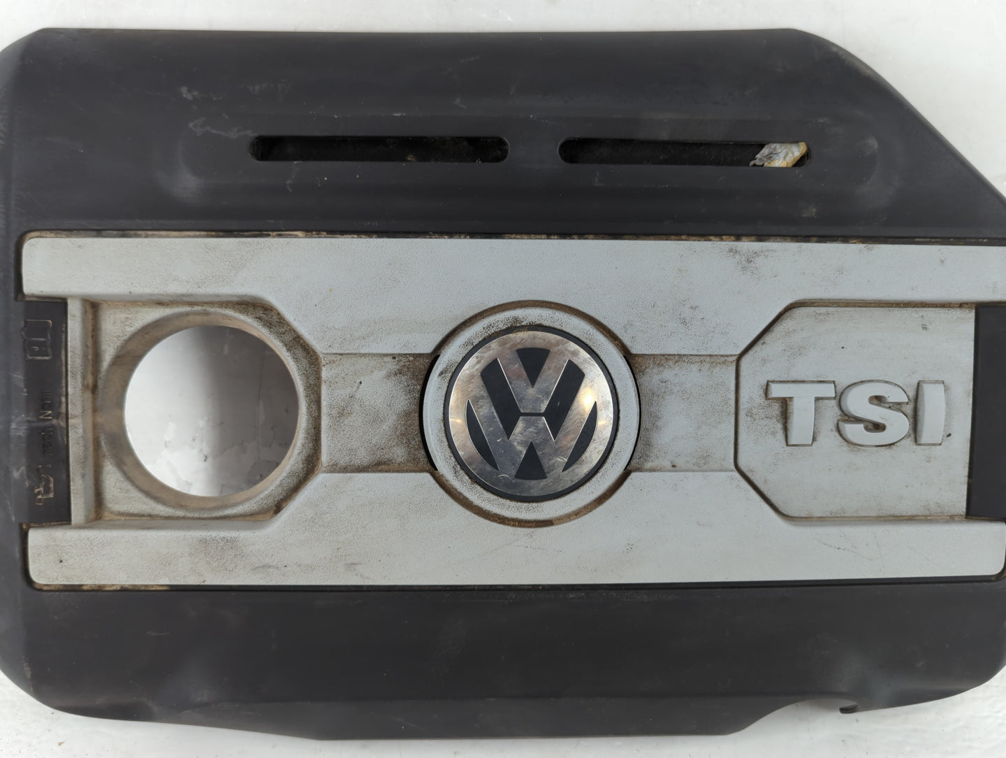 2012 Volkswagen Beetle Engine Cover - Oemusedautoparts1.com