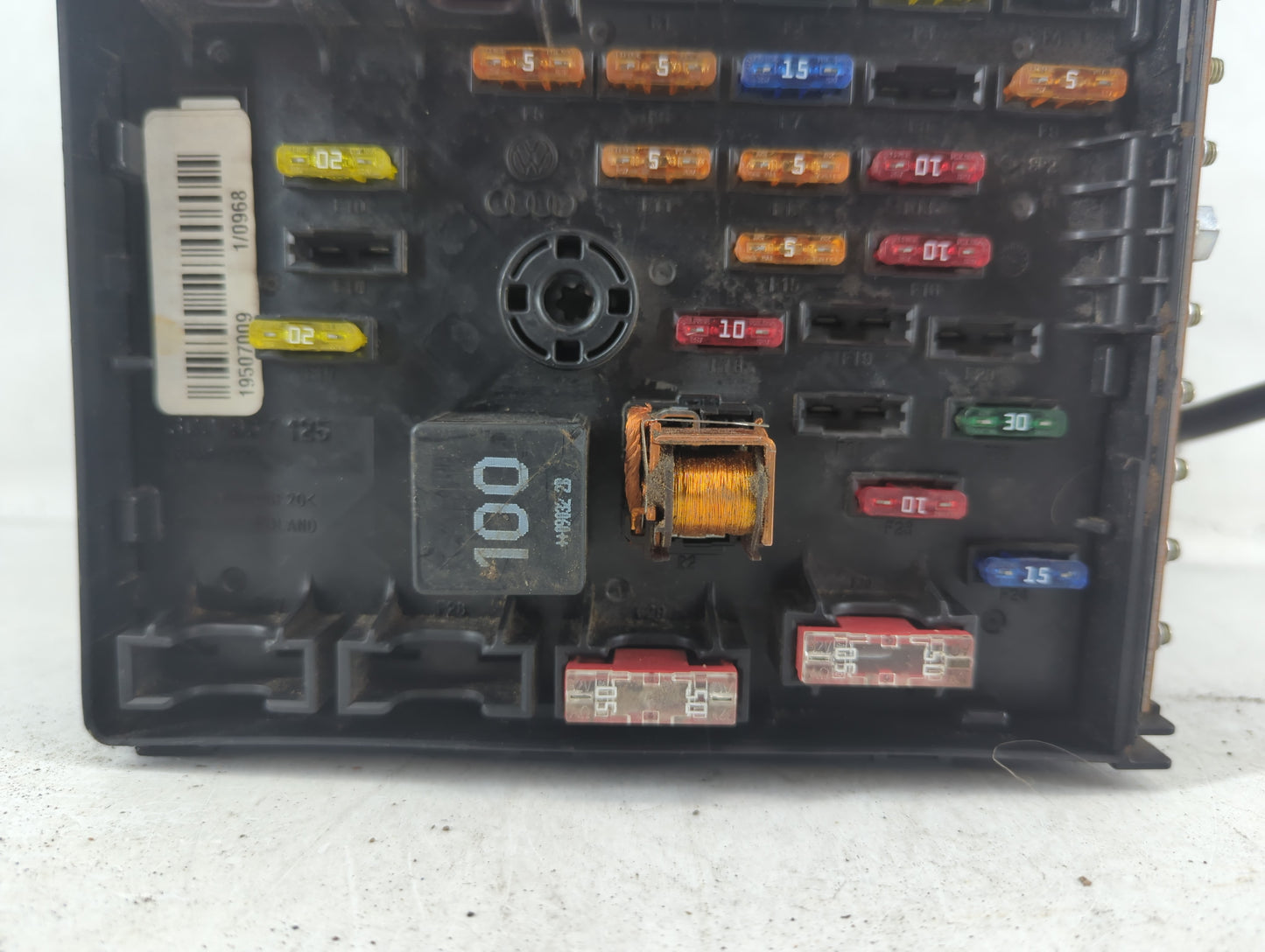 2009-2012 Volkswagen Cc Fusebox Fuse Box Panel Relay Module P/N:3C0 937 125 19507009 Fits Fits 2009 2010 2011 2012 OEM Used 