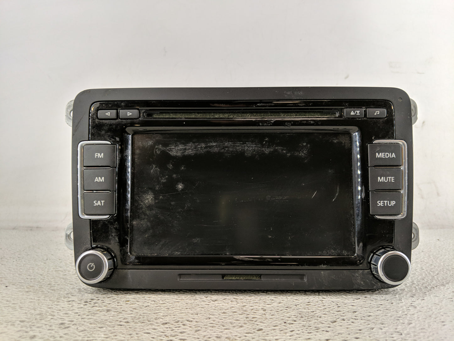 2009-2013 Volkswagen Cc Radio AM FM Cd Player Receiver Replacement P/N:1K0 035 180 AD Fits OEM Used Auto Parts - Oemusedauto