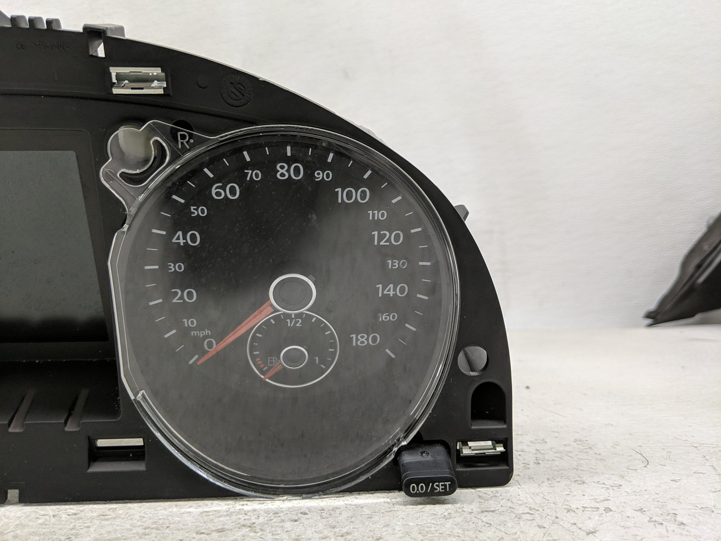 2012 Volkswagen Cc Instrument Cluster Speedometer Gauges P/N:3C8920 970Q Fits OEM Used Auto Parts - Oemusedautoparts1.com