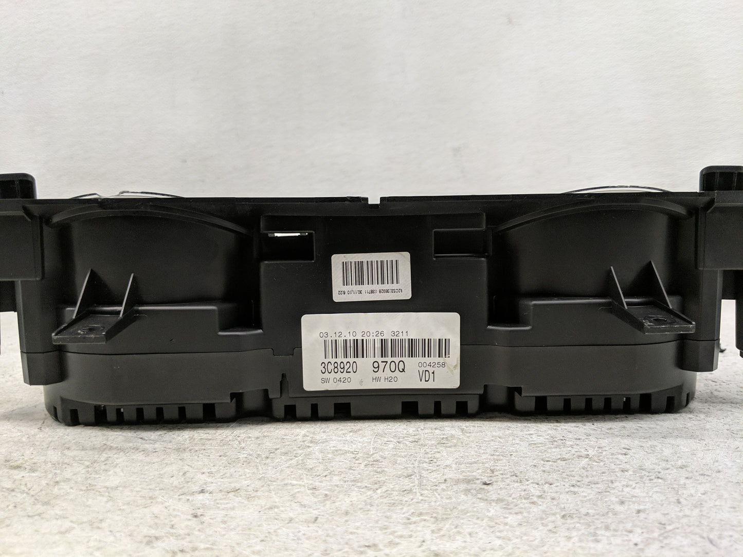 2012 Volkswagen Cc Instrument Cluster Speedometer Gauges P/N:3C8920 970Q Fits OEM Used Auto Parts - Oemusedautoparts1.com