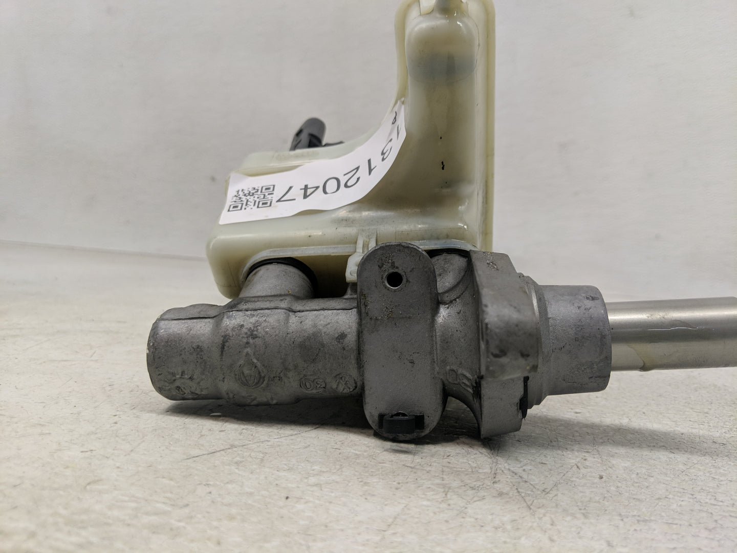 2009-2017 Volkswagen Cc Brake Master Cylinder - Oemusedautoparts1.com