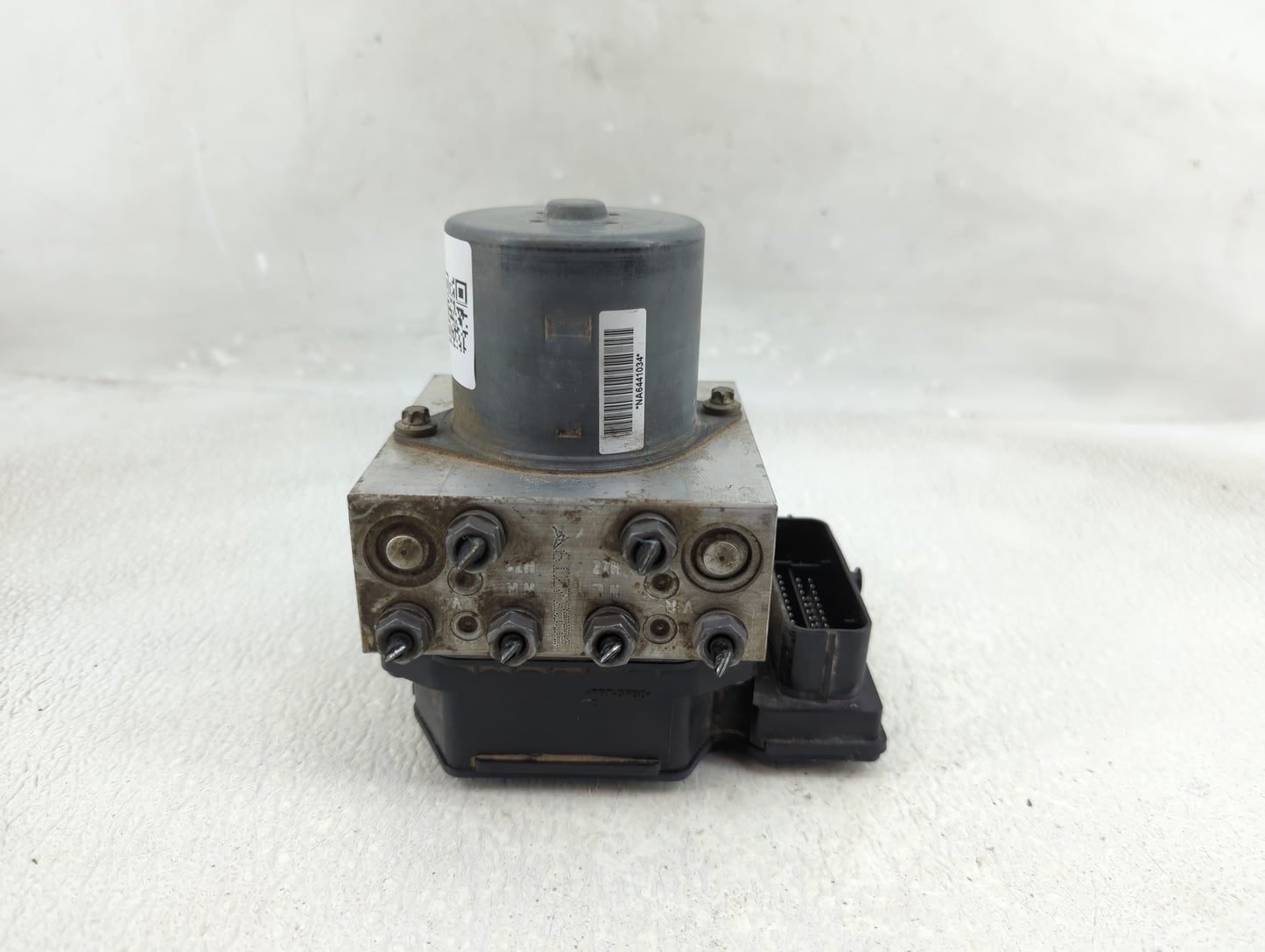2009-2017 Volkswagen Cc Throttle Body P/N:3AA 614 109 AF Fits OEM Used Auto Parts - Oemusedautoparts1.com