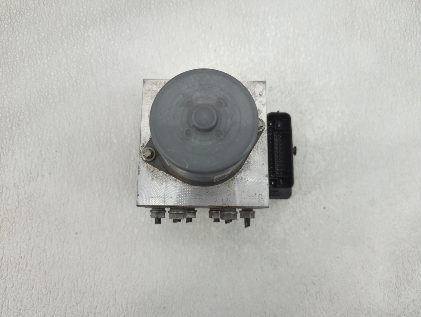 2009-2017 Volkswagen Cc Throttle Body P/N:3AA 614 109 AF Fits OEM Used Auto Parts - Oemusedautoparts1.com