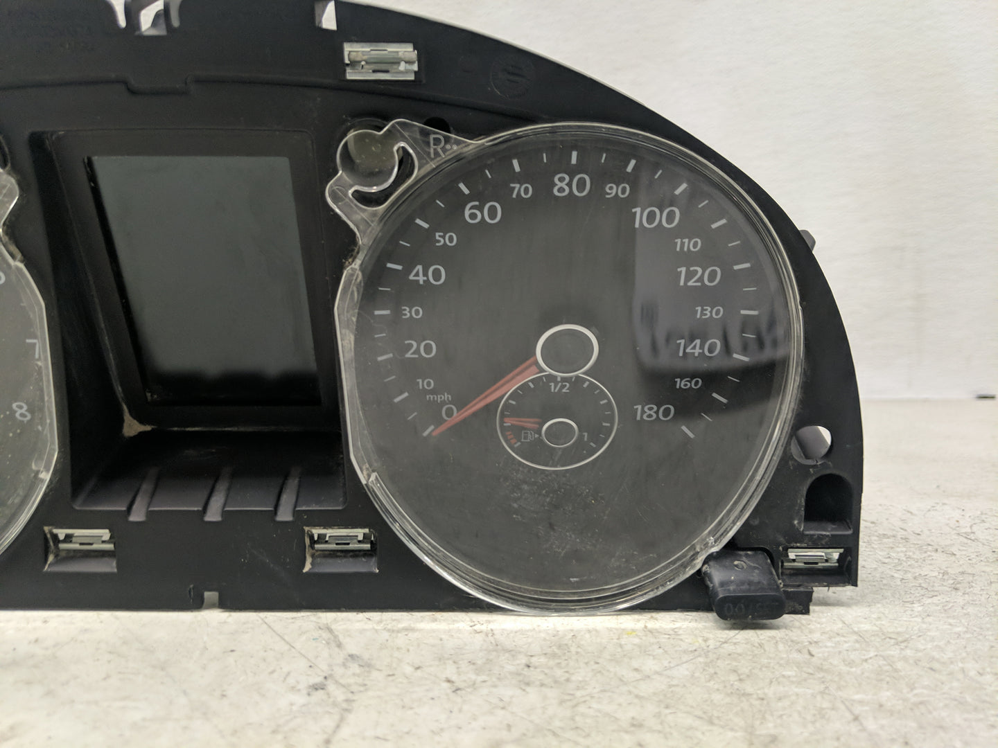2012 Volkswagen Cc Instrument Cluster Speedometer Gauges P/N:3C8920 970T Fits OEM Used Auto Parts - Oemusedautoparts1.com
