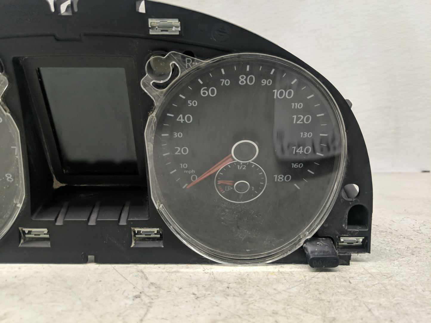 2012 Volkswagen Cc Instrument Cluster Speedometer Gauges P/N:3C8920 970T Fits OEM Used Auto Parts - Oemusedautoparts1.com