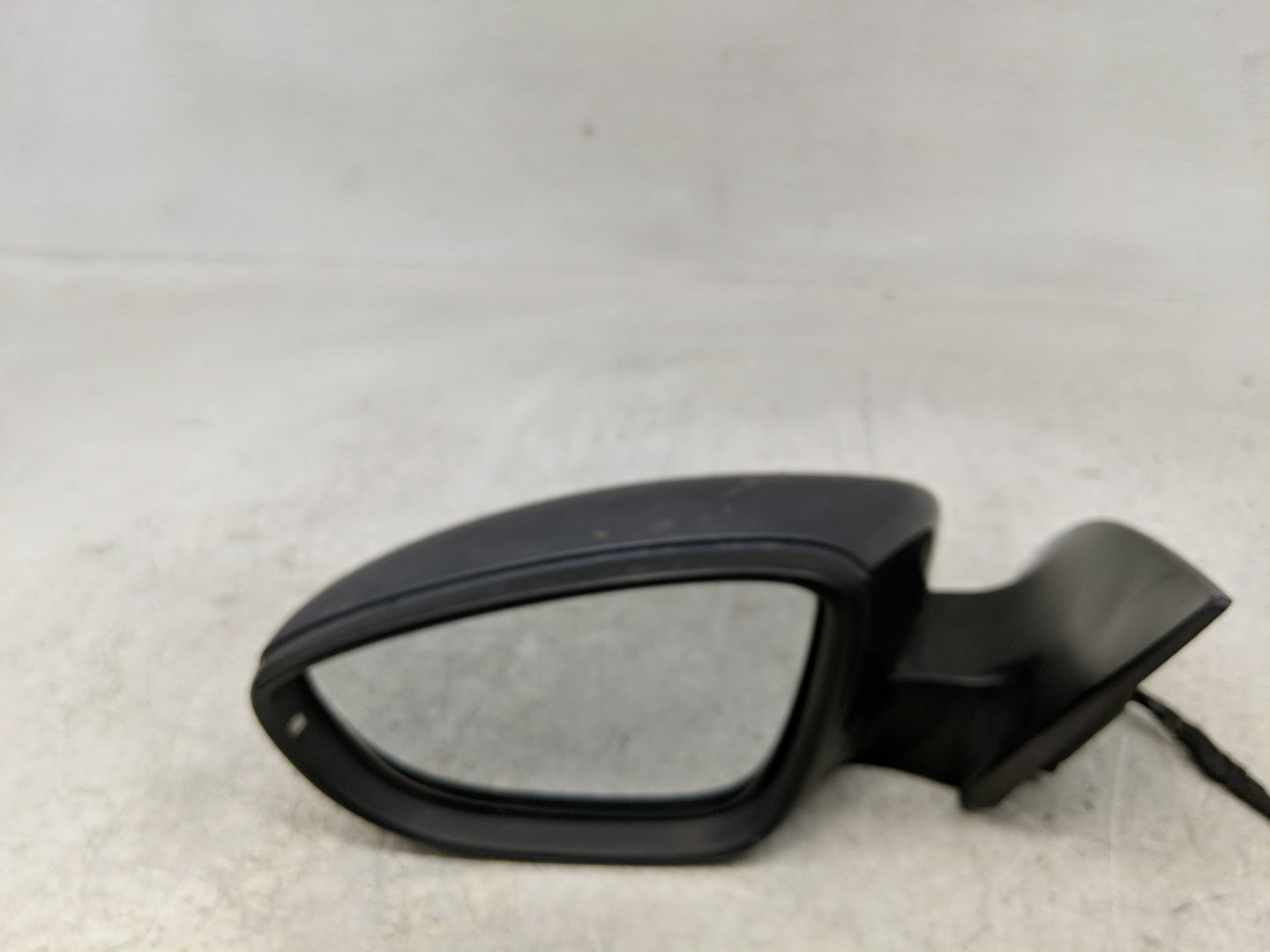 2009-2012 Volkswagen Cc Driver Side View Mirror - Left Door Mirror OEM Used - Oemusedautoparts1.com
