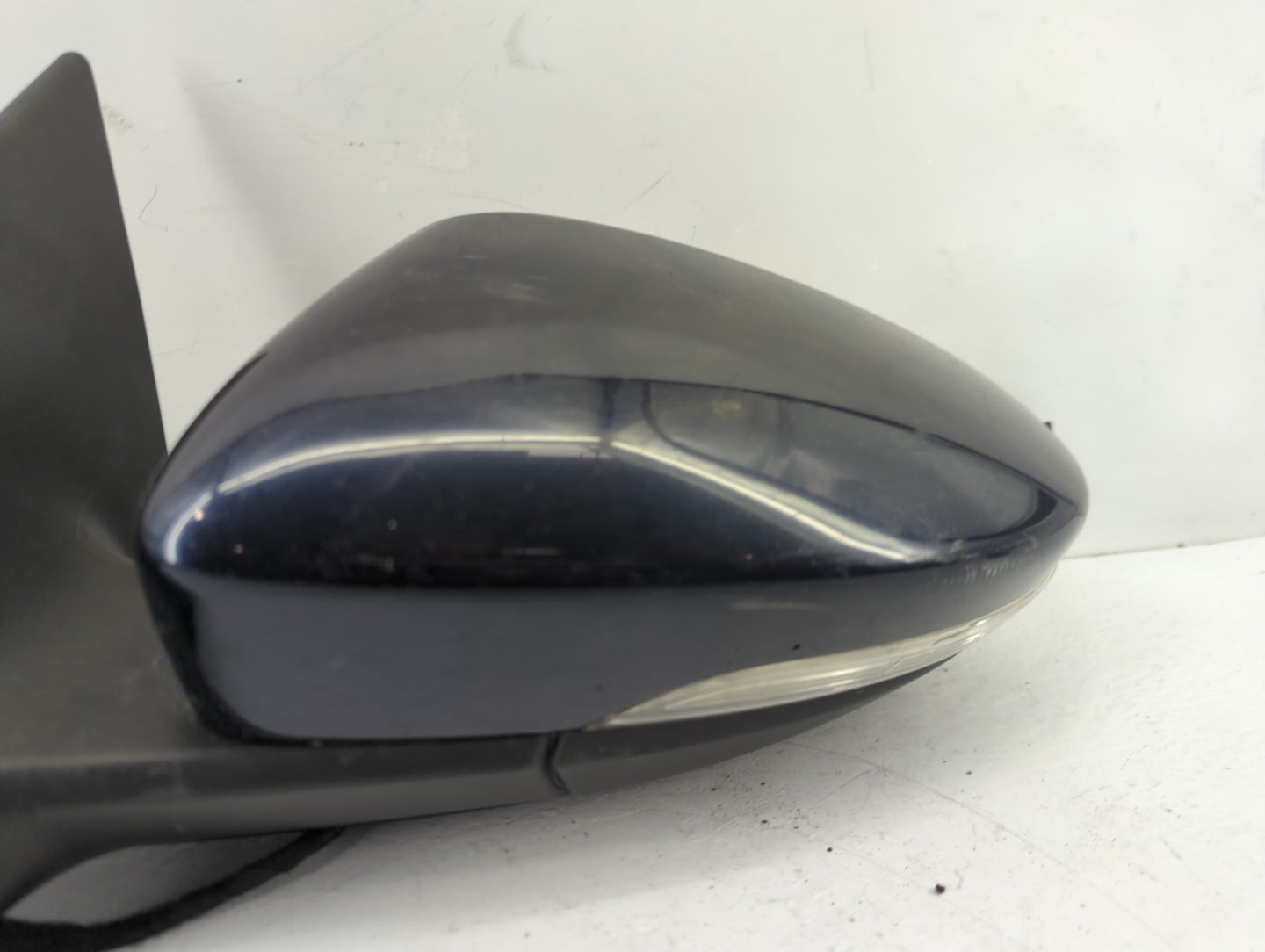 2009-2012 Volkswagen Cc Driver Side View Mirror - Left Door Mirror OEM Used - Oemusedautoparts1.com