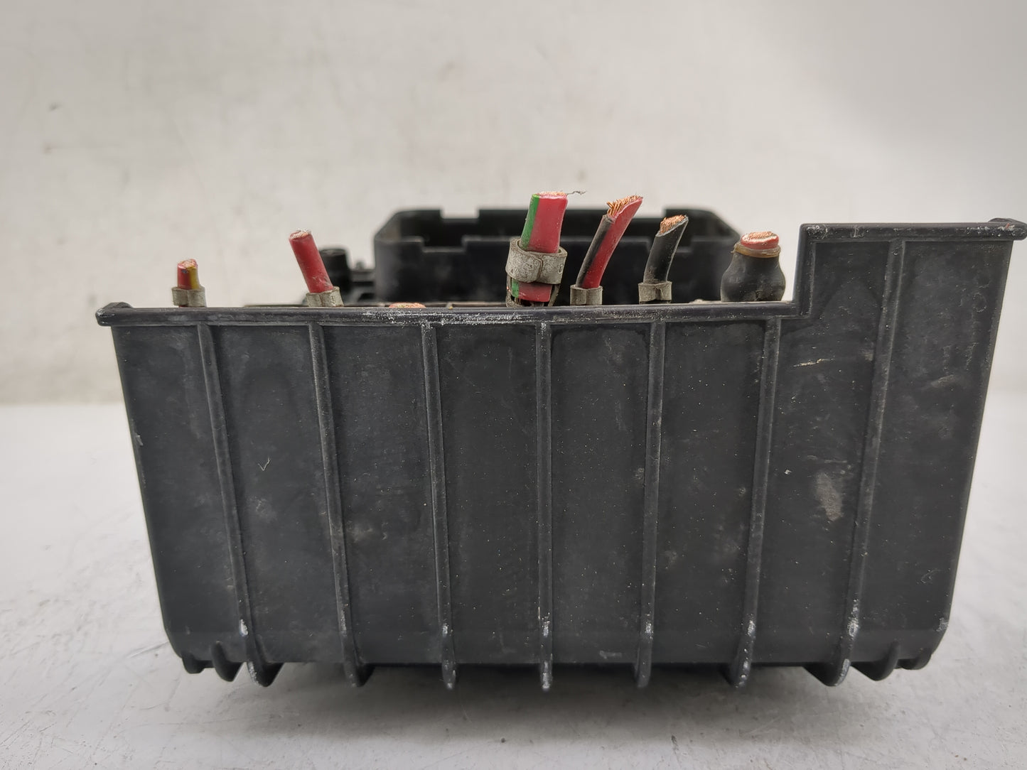 2009-2012 Volkswagen Cc Fusebox Fuse Box Panel Relay Module Fits Fits 2009 2010 2011 2012 OEM Used Auto Parts - Oemusedautop