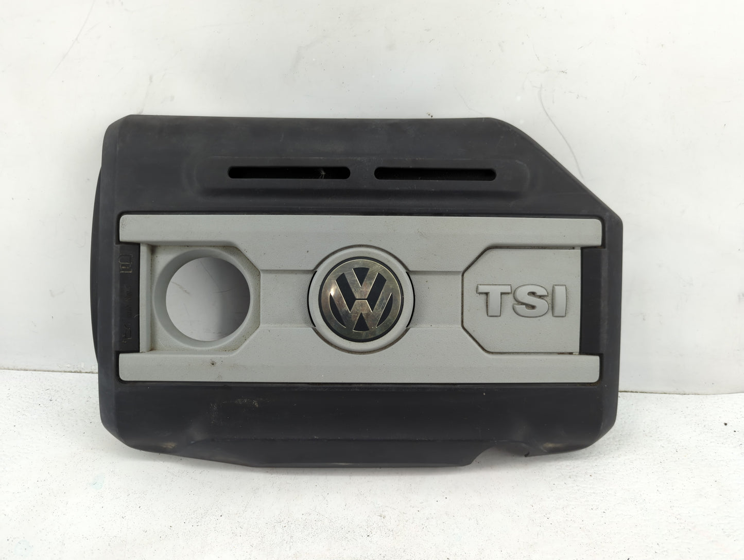 2012 Volkswagen Cc Engine Cover - Oemusedautoparts1.com