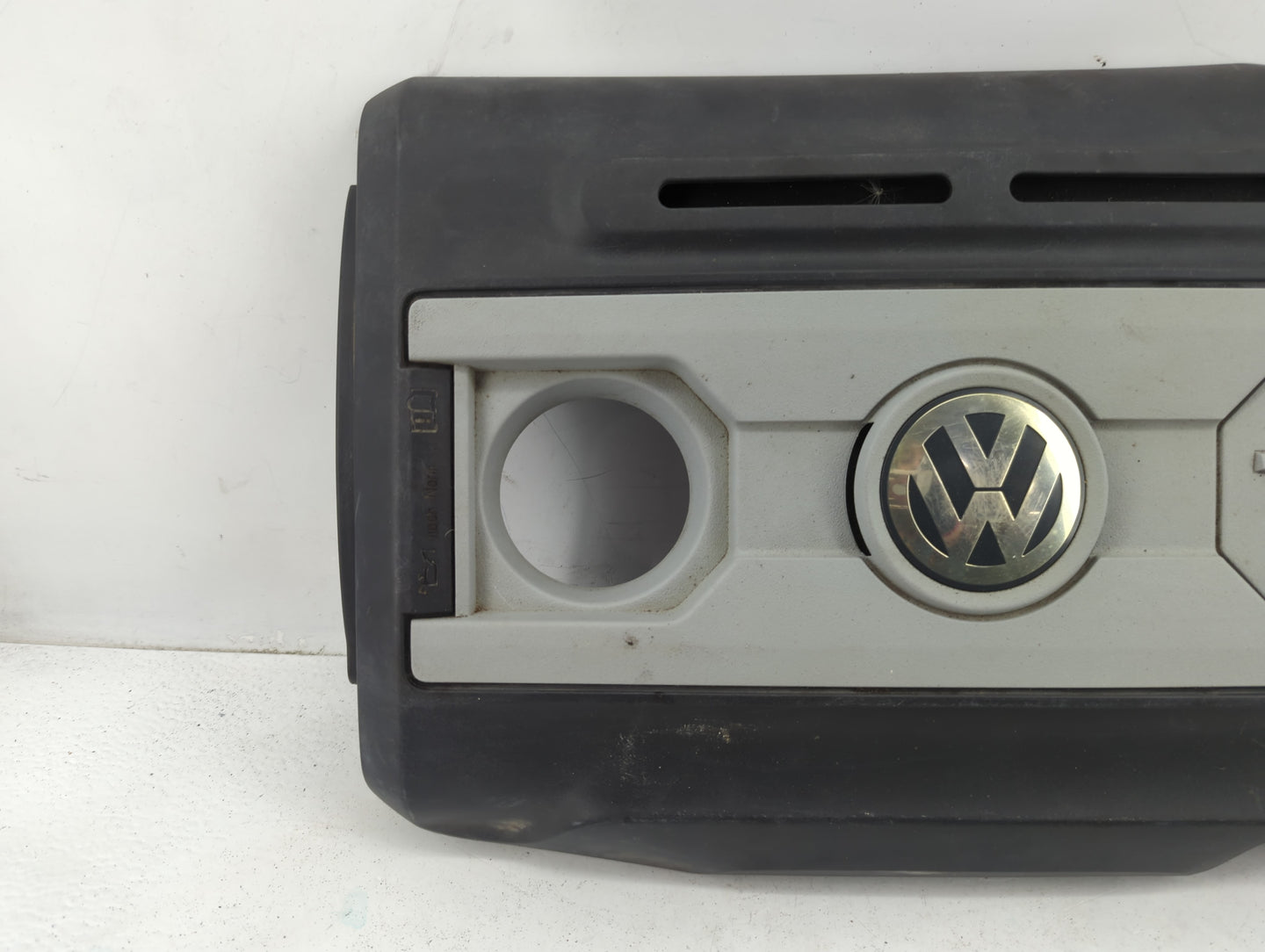 2012 Volkswagen Cc Engine Cover - Oemusedautoparts1.com