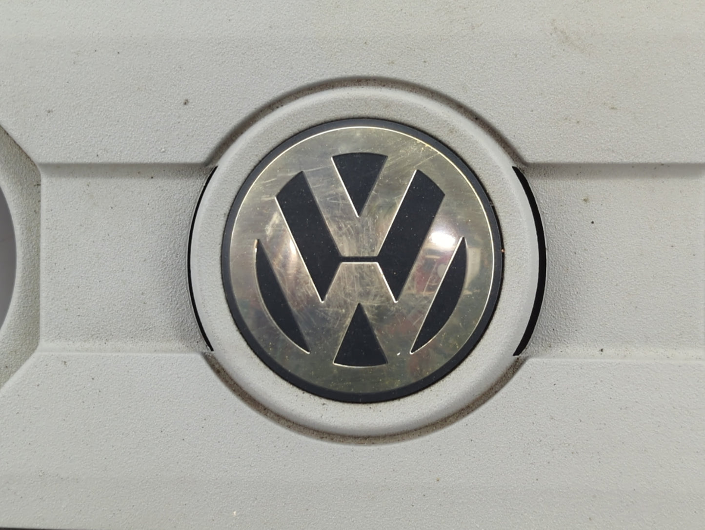 2012 Volkswagen Cc Engine Cover - Oemusedautoparts1.com