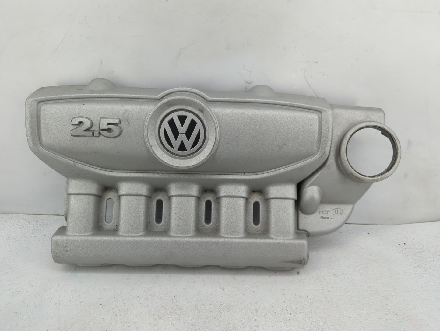 2012 Volkswagen Cc Engine Cover - Oemusedautoparts1.com