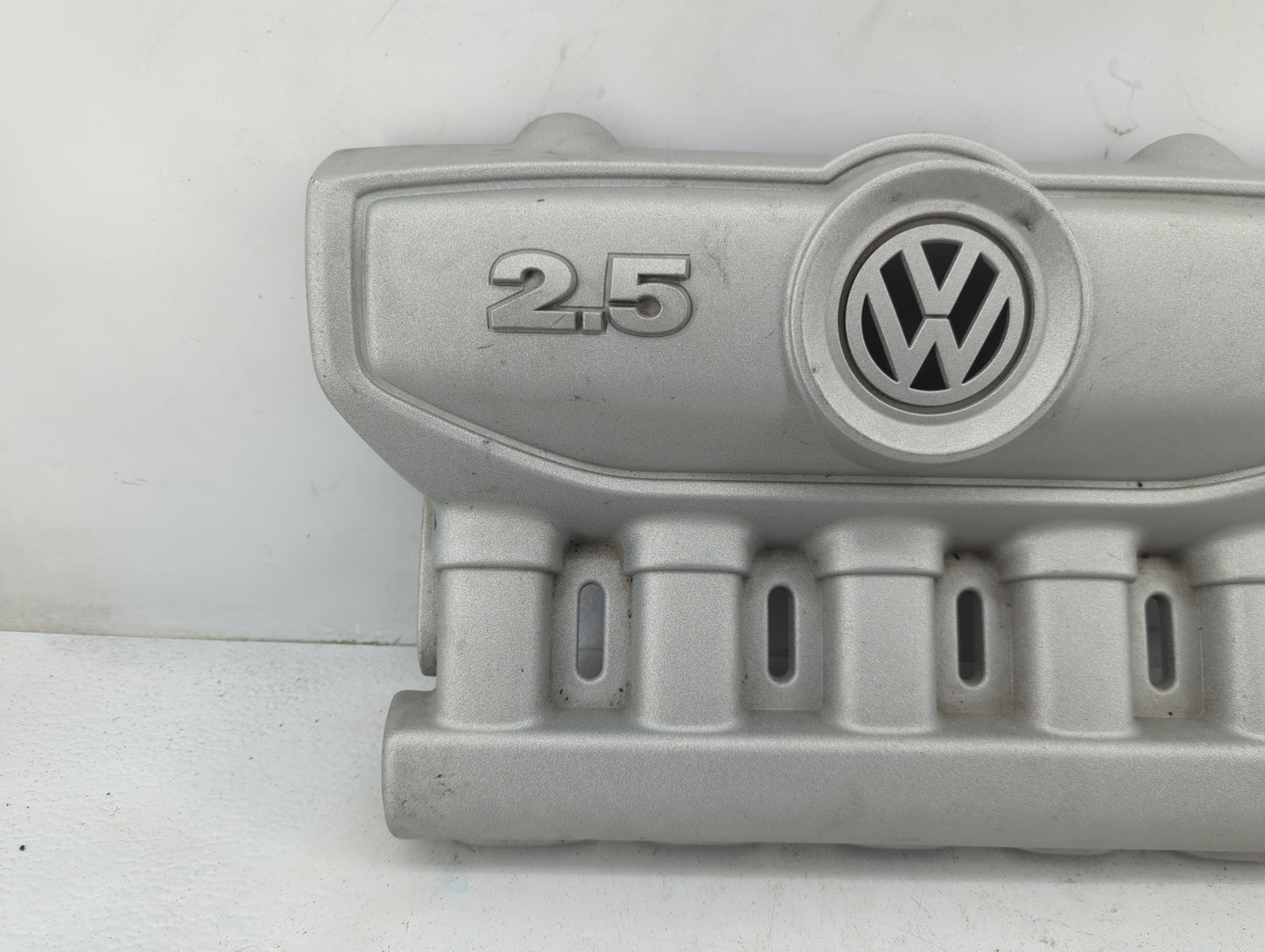 2012 Volkswagen Cc Engine Cover - Oemusedautoparts1.com