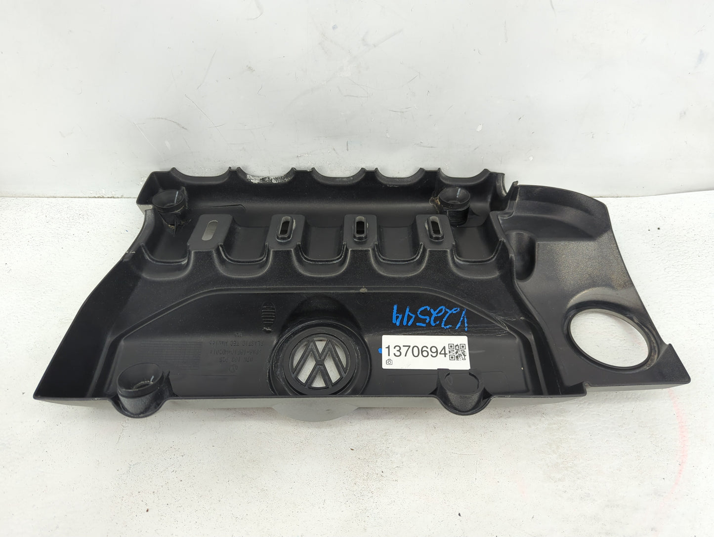2012 Volkswagen Cc Engine Cover - Oemusedautoparts1.com