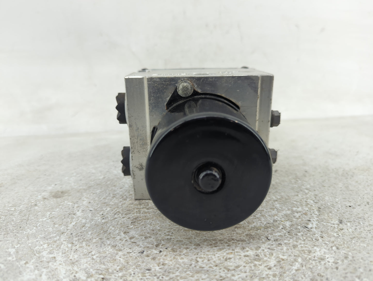 2011-2012 Volkswagen Cc ABS Pump Control Module Replacement P/N:3C0 614 109 AF 54085806B, 3AA 614 109 M Fits Fits 2011 2012 