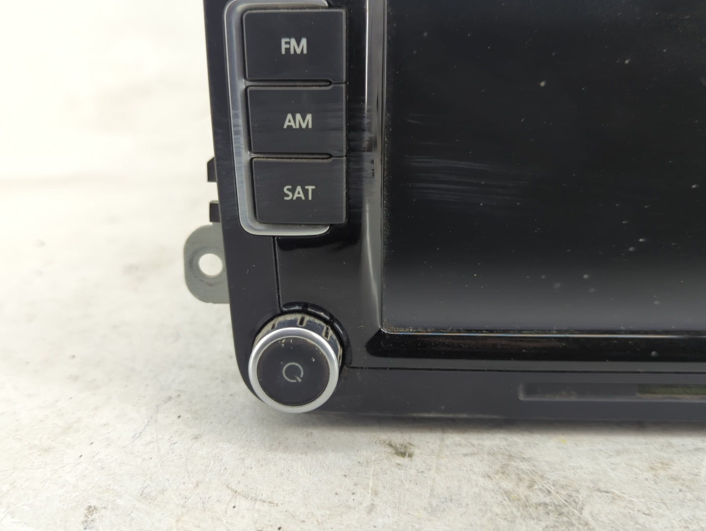 2012-2013 Volkswagen Cc Radio AM FM Cd Player Receiver Replacement P/N:1K0035180AE Fits Fits 2012 2013 2014 2015 OEM Used Au