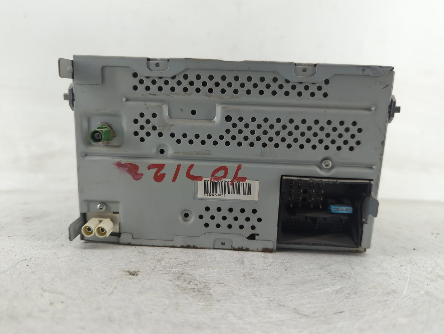 2012-2013 Volkswagen Cc Radio AM FM Cd Player Receiver Replacement P/N:1K0035180AE Fits Fits 2012 2013 2014 2015 OEM Used Au