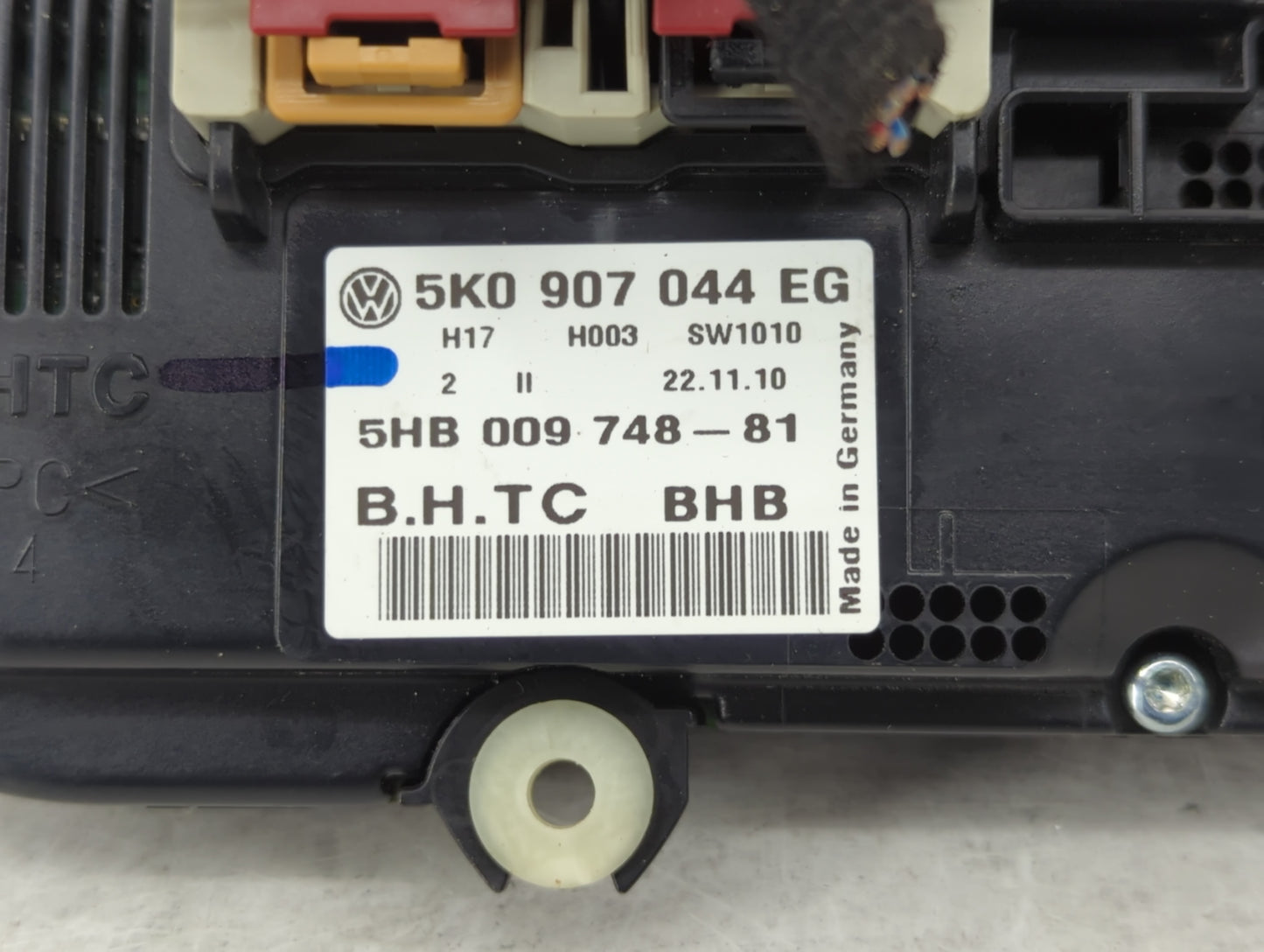 2011-2012 Volkswagen Cc Climate Control Module Temperature AC/Heater Replacement P/N:5K0 907 044 EG Fits Fits 2009 2010 2011