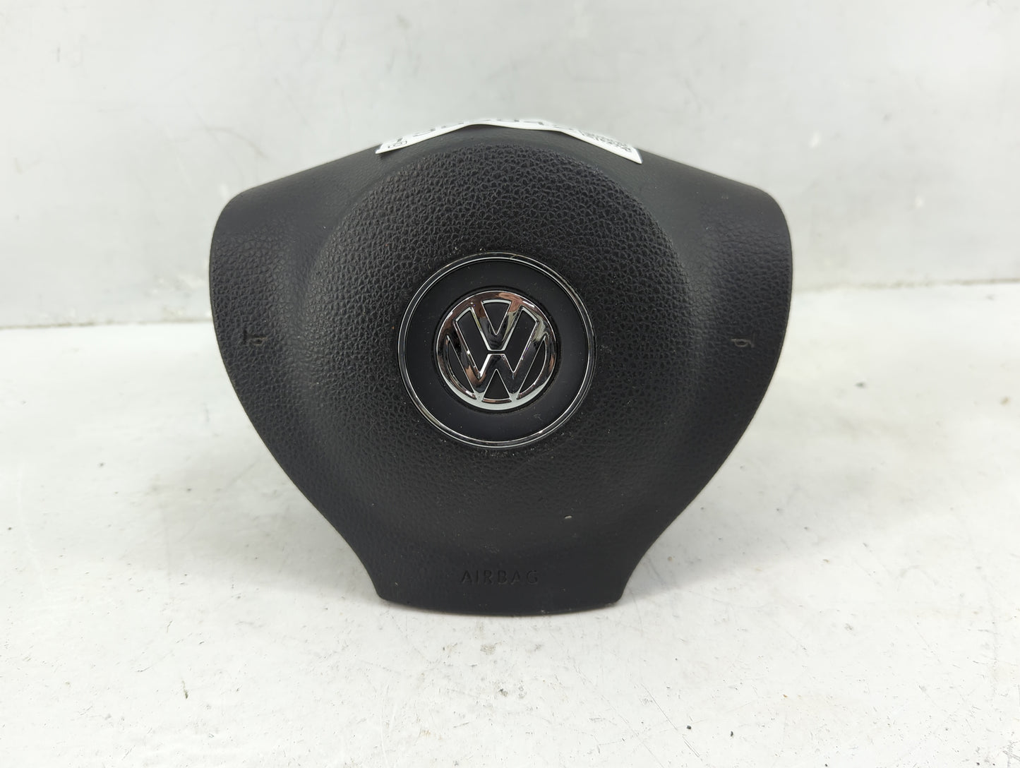 2012-2017 Volkswagen Cc Air Bag Driver Left Steering Wheel Mounted P/N:3C8880201L Fits Fits 2012 2013 2014 2015 2016 2017 OE
