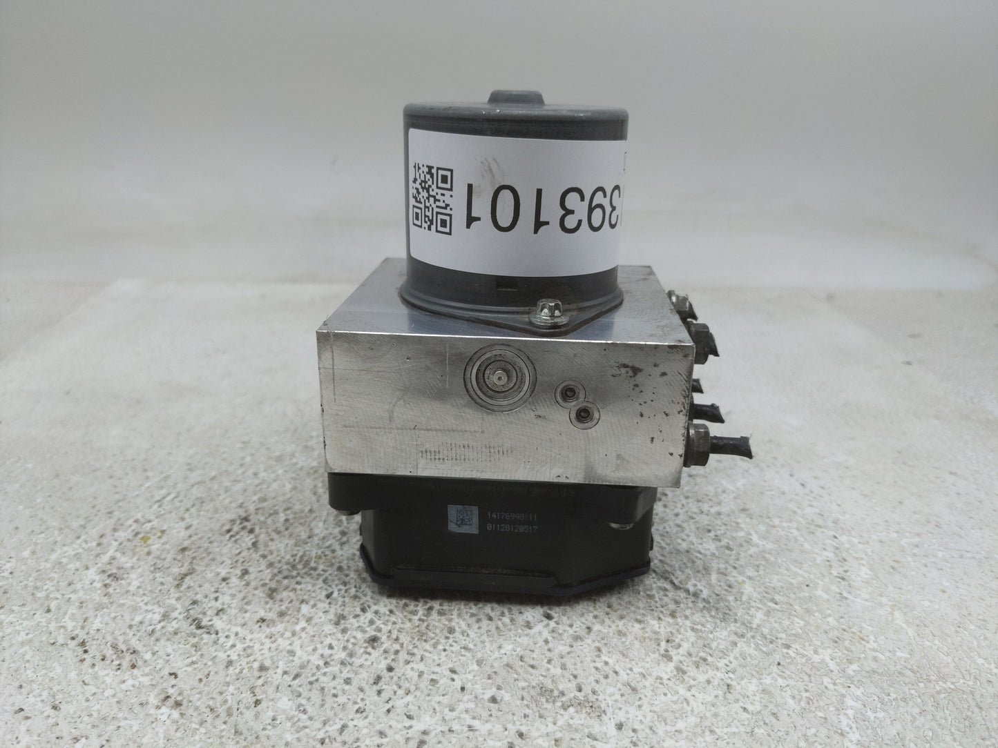 2011-2012 Volkswagen Cc ABS Pump Control Module Replacement P/N:3AA 614 109 M Fits Fits 2011 2012 OEM Used Auto Parts - Oemu