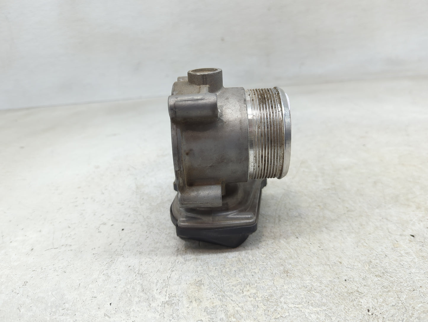 2009-2017 Volkswagen Cc Throttle Body P/N:06F 133 062 Q A2C53390403 Fits OEM Used Auto Parts - Oemusedautoparts1.com
