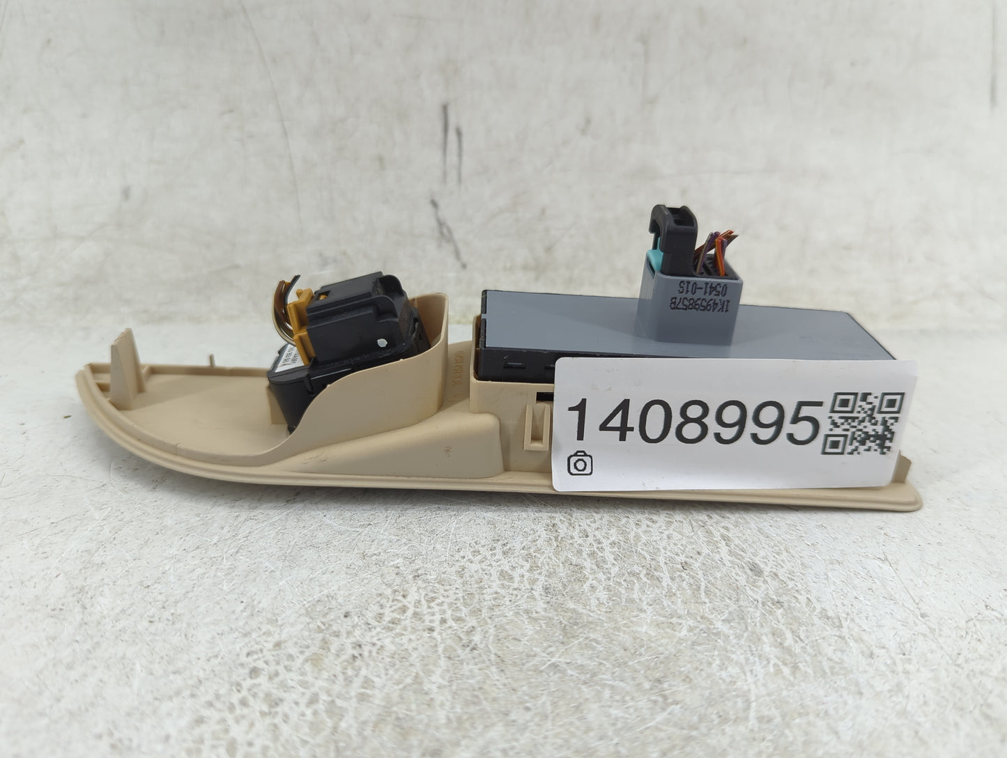 2009-2017 Volkswagen Cc Master Power Window Switch Replacement Driver Side Left P/N:3C8857857D Fits OEM Used Auto Parts - Oe