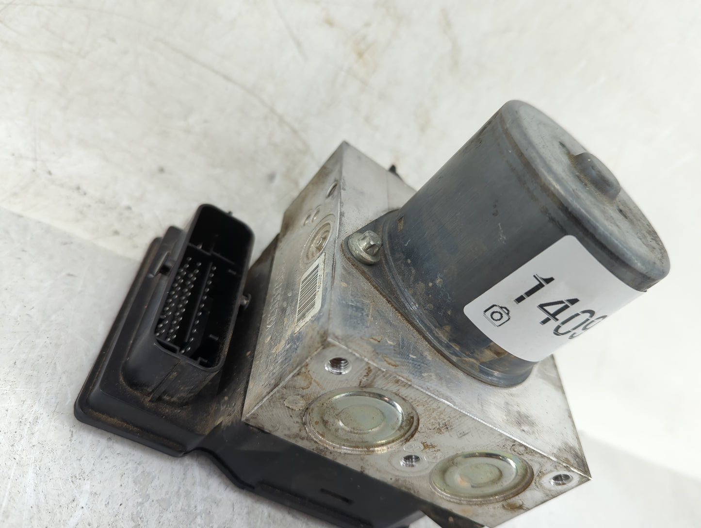 2011-2012 Volkswagen Cc ABS Pump Control Module Replacement P/N:3AA614109M Fits Fits 2011 2012 OEM Used Auto Parts - Oemused